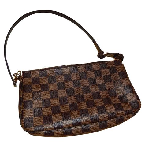 louis vuitton pochette accessoires damier|More.